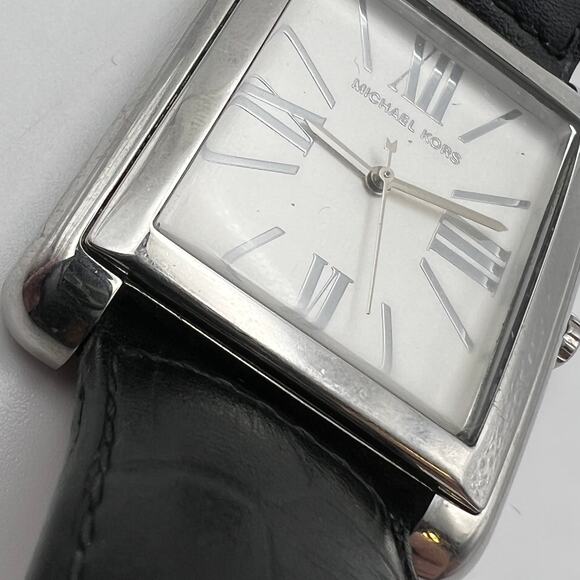 Michael Kors Quartz Watch Womens Stainless Steel MK-2242 Silver Embossed Leather - Picture 11 of 16